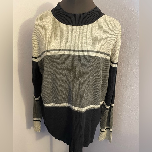Faded Glory High Neck Sweater - Picture 2 of 4